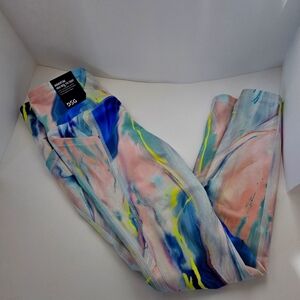 NWT DSG womans leggings. Size XS
